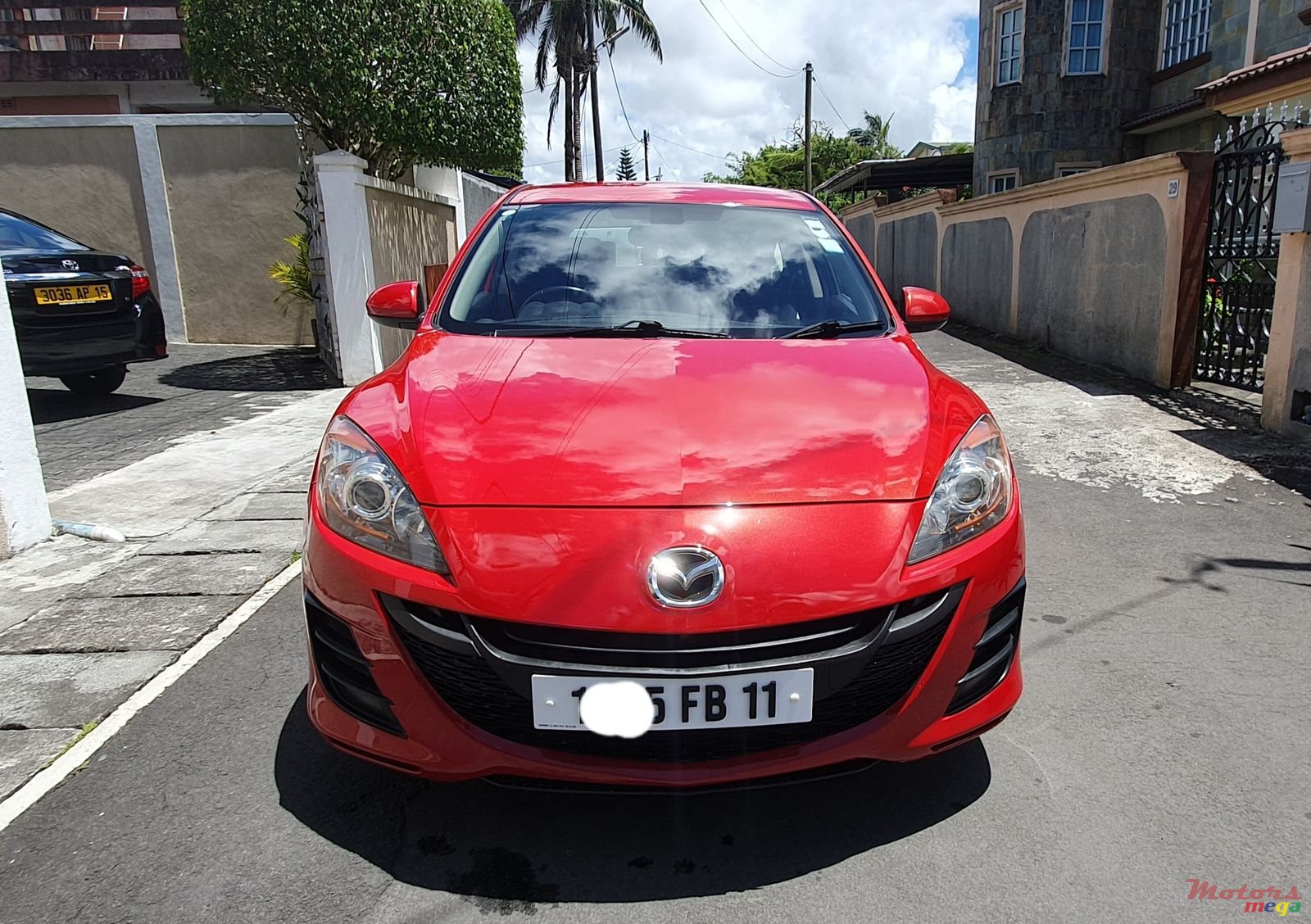 2011' Mazda 3 photo #2