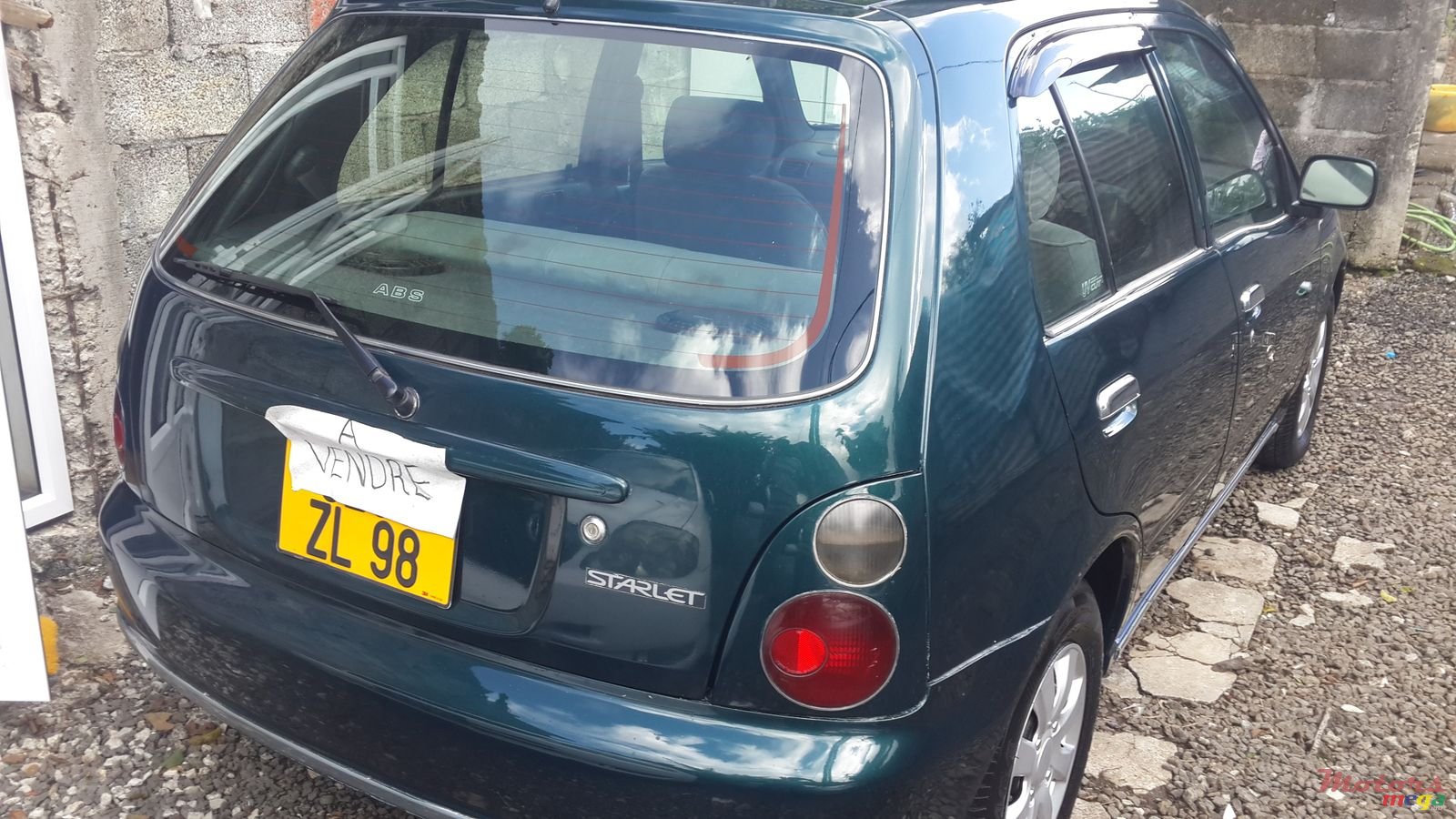 1998' Toyota Starlet Zl photo #2