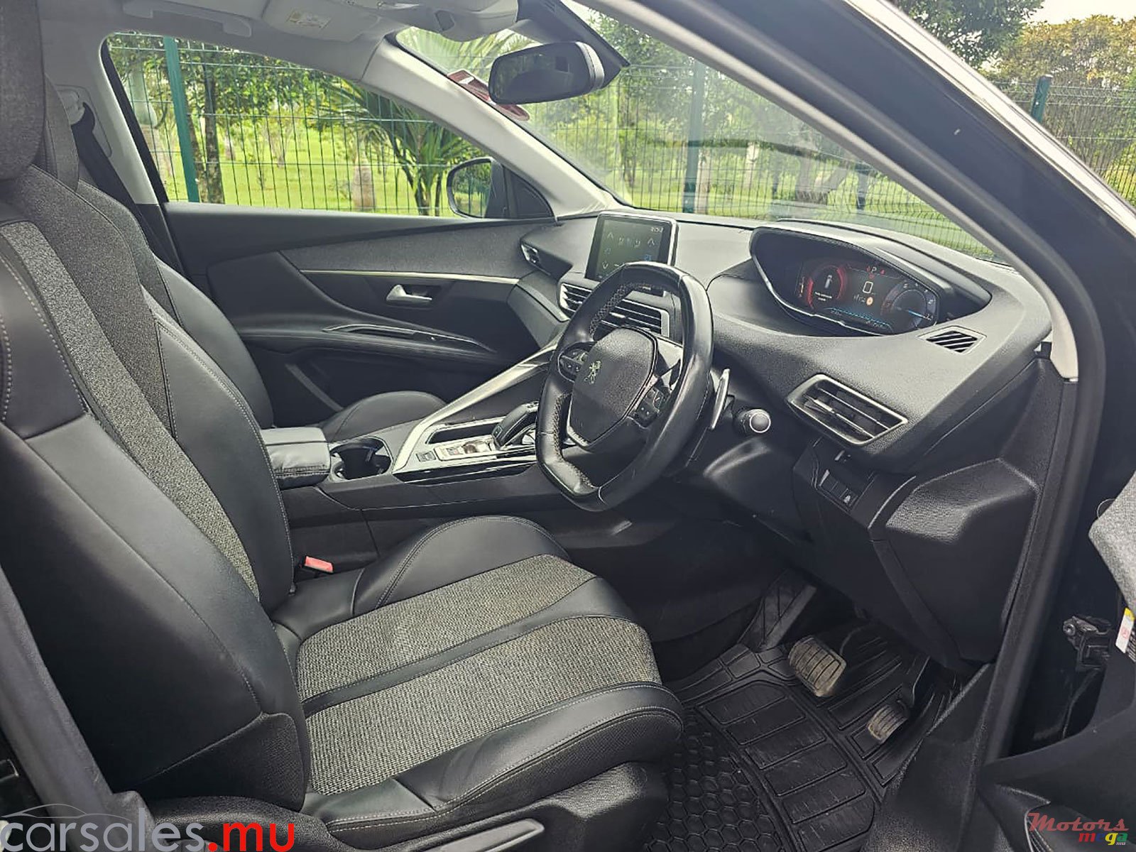 2020' Peugeot 3008 Allure 1.2T photo #6