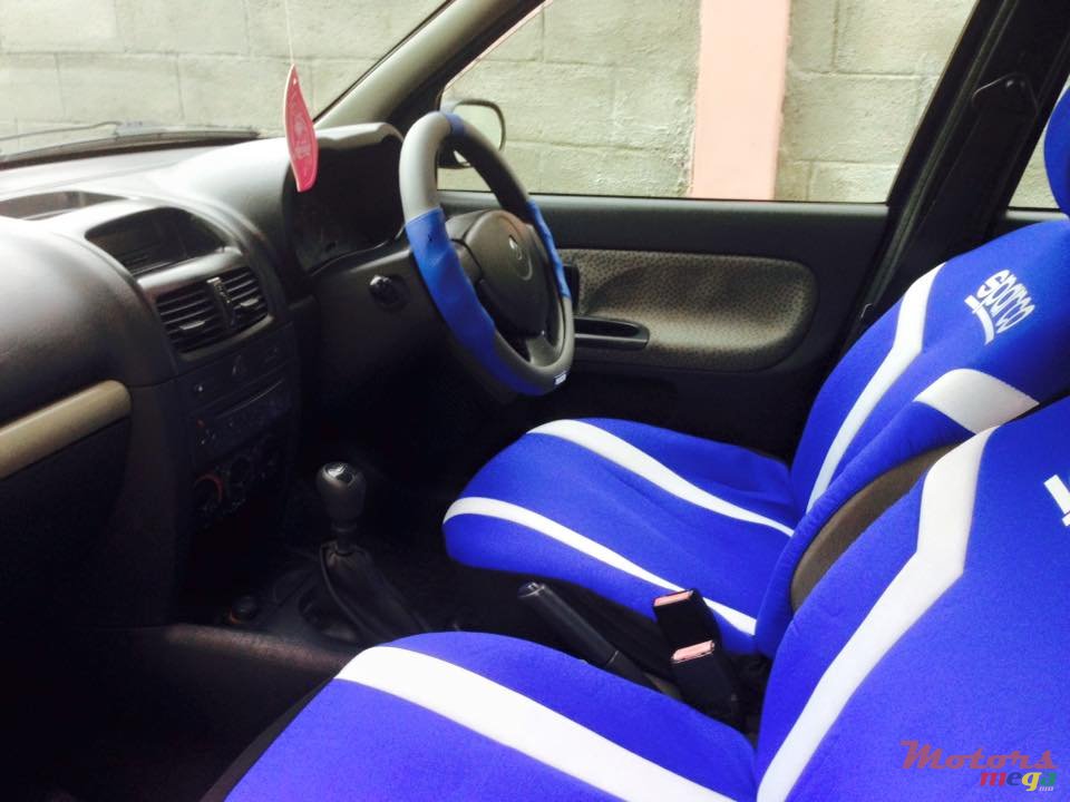 2007' Renault Clio photo #4