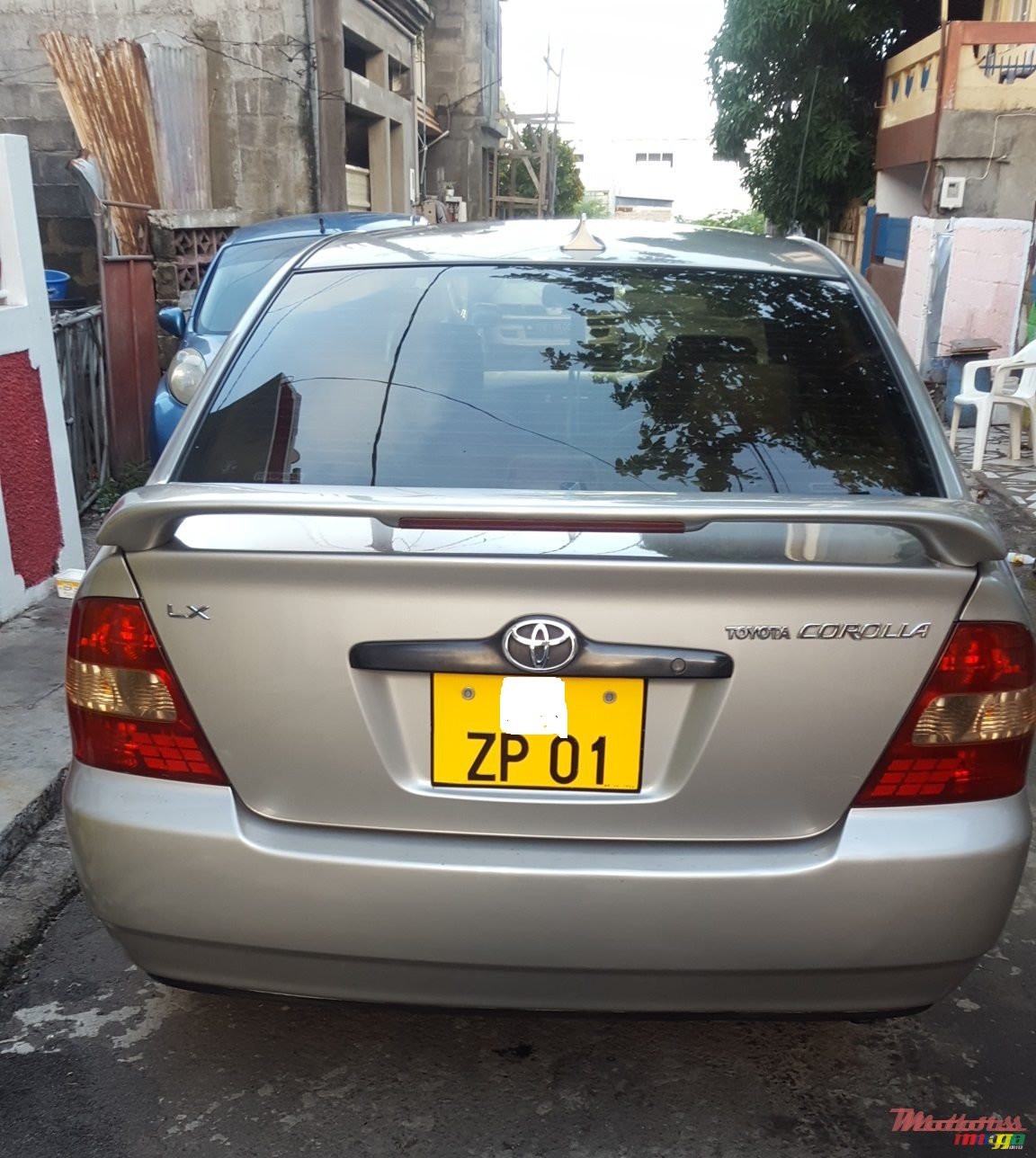 2001' Toyota Corolla photo #2