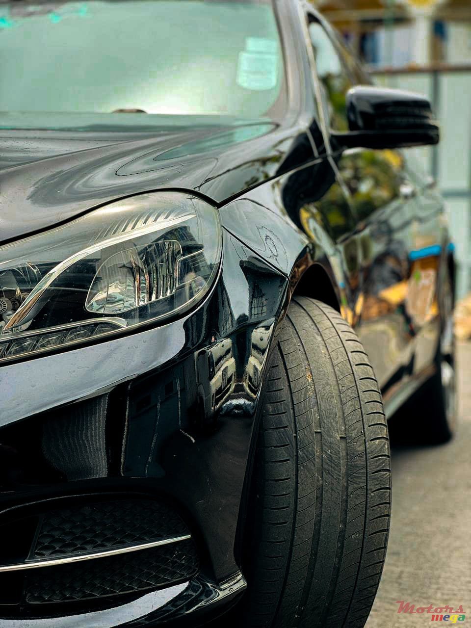 2016' Mercedes-Benz 200E photo #3