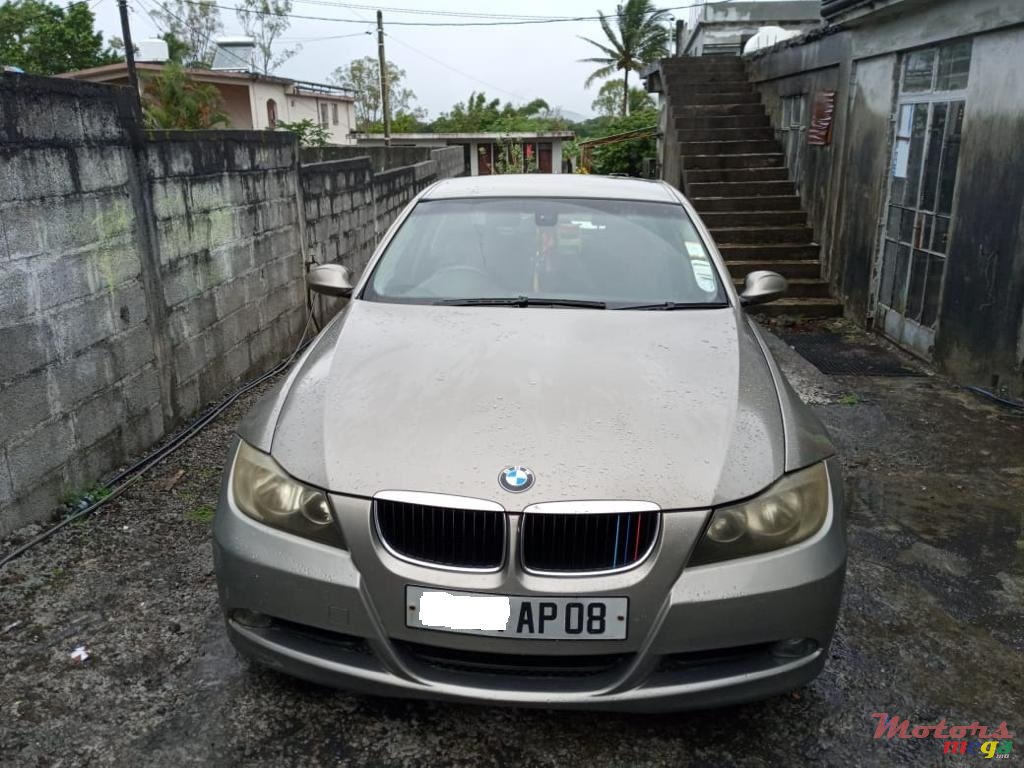 2008' BMW 320 photo #4