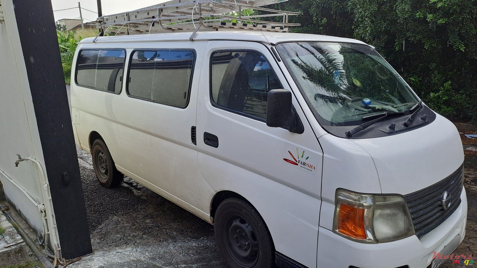 2009' Nissan photo #4