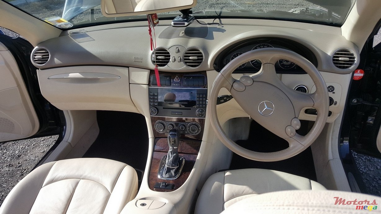 2007' Mercedes-Benz CLK 200 Original photo #6