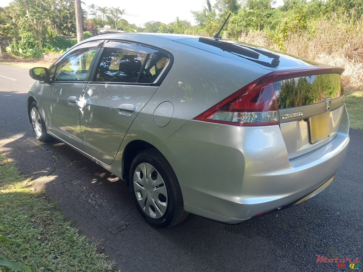 2014' Honda Insight photo #4