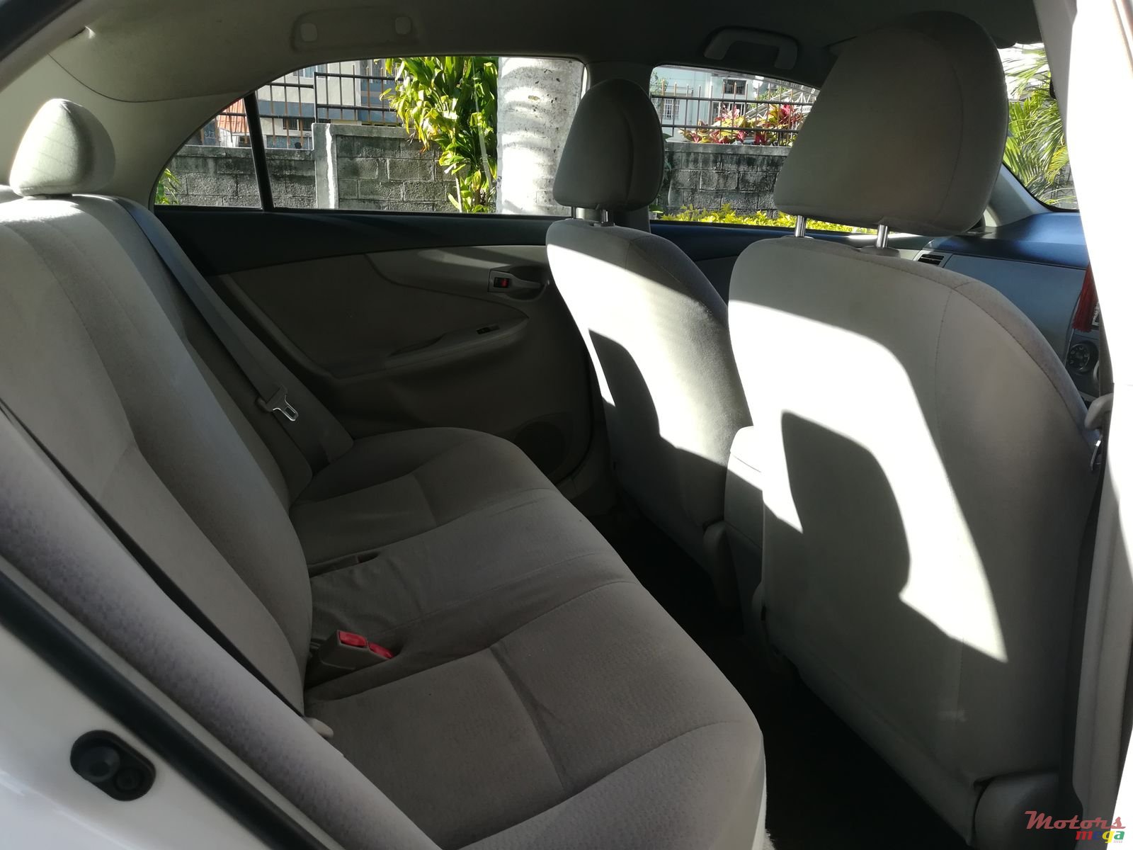 2009' Toyota Axio 2009 photo #5