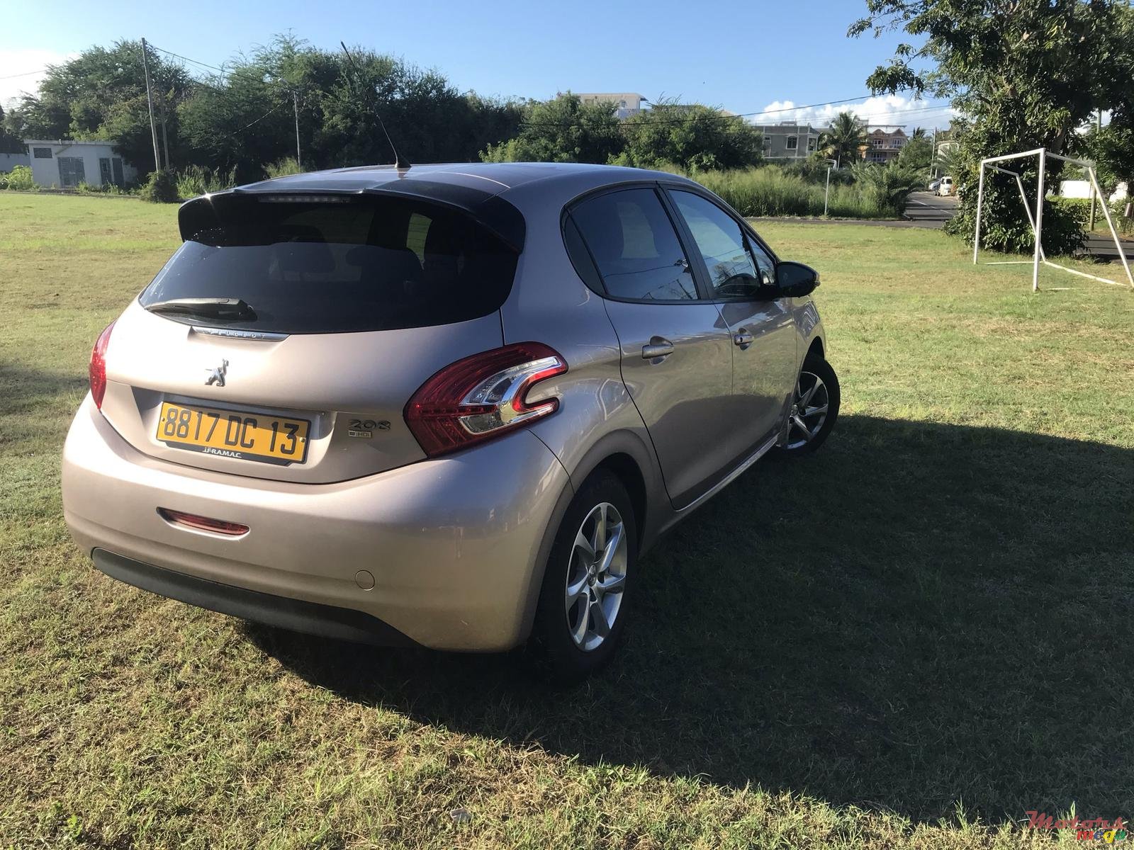 2013' Peugeot 208 photo #5