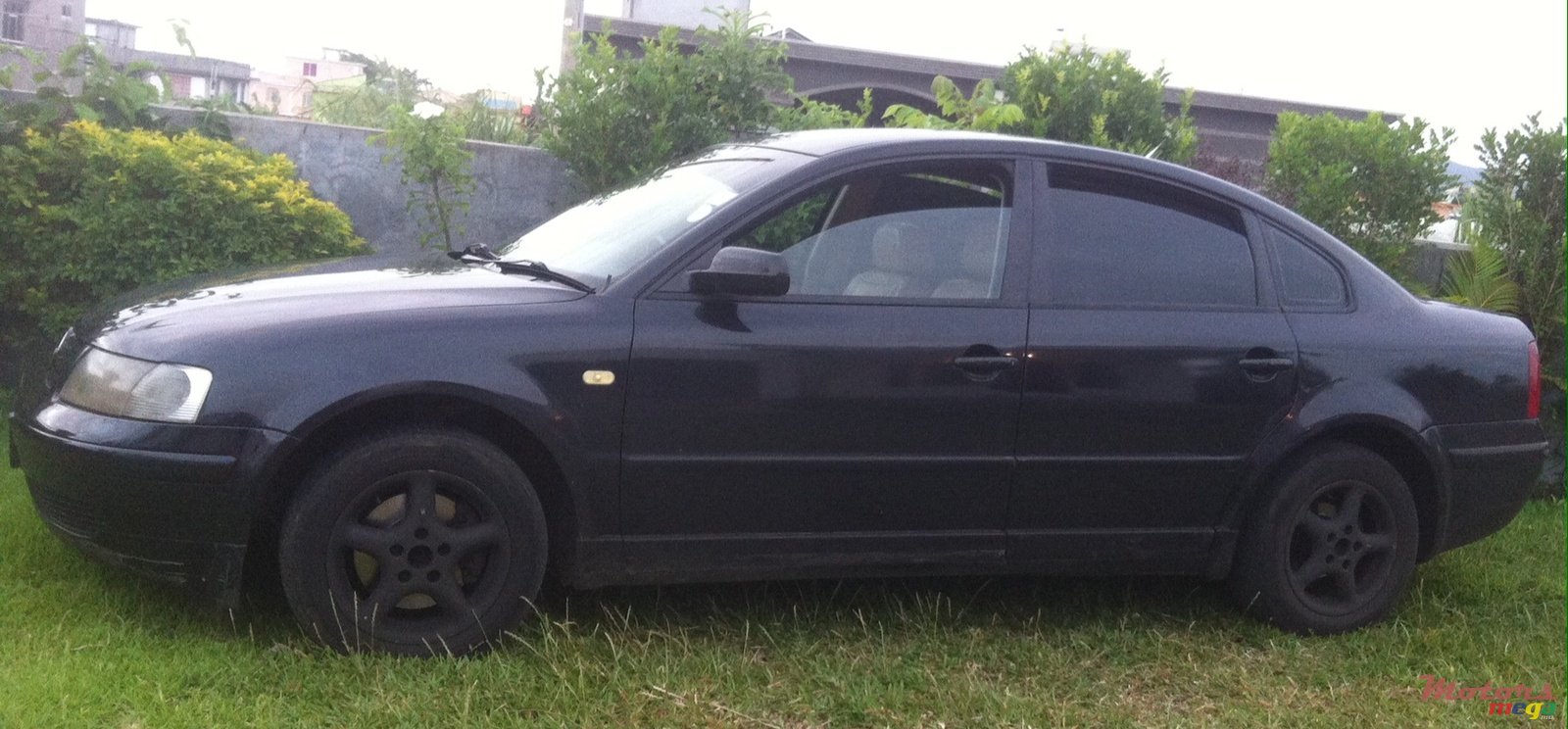 1999' Volkswagen Passat photo #2