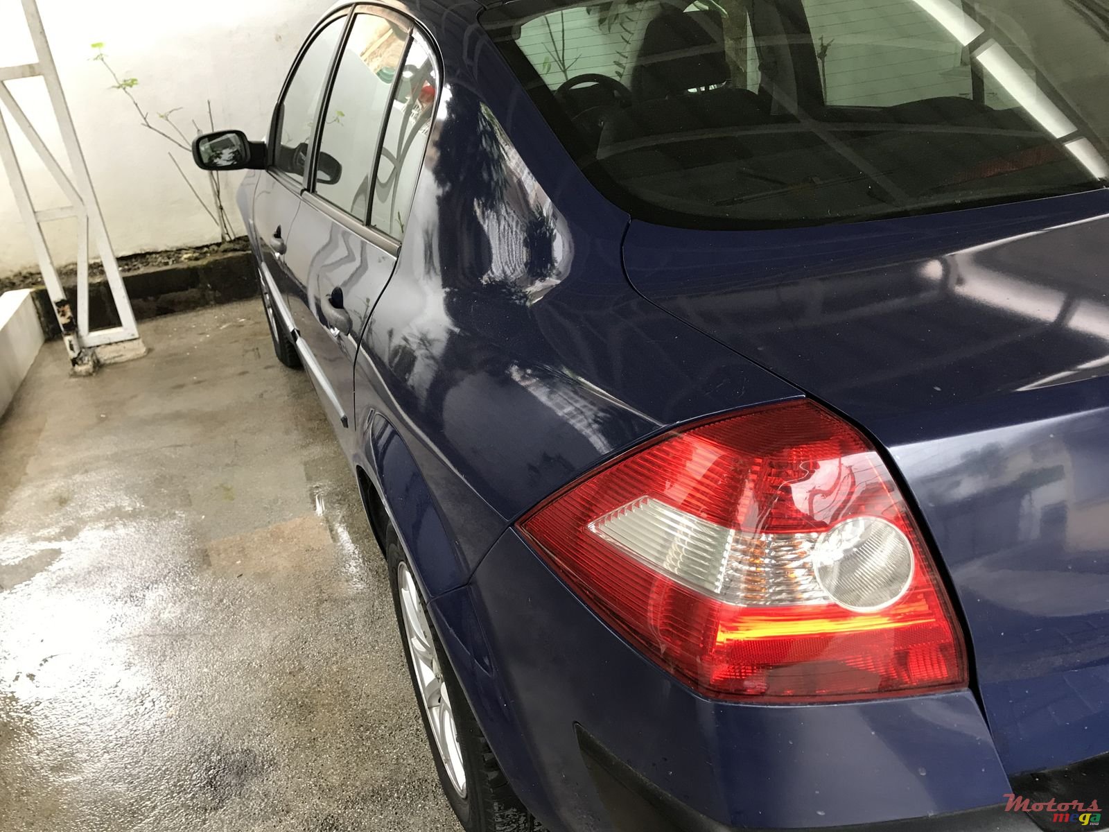 2006' Renault Megane photo #3