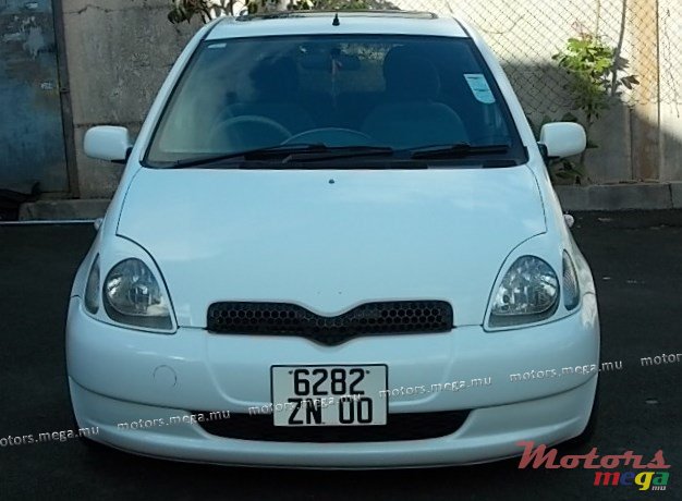 2000' Toyota Vitz GH SCP10 photo #1