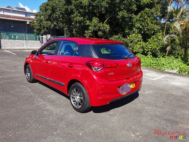 2016' Hyundai i20 photo #5