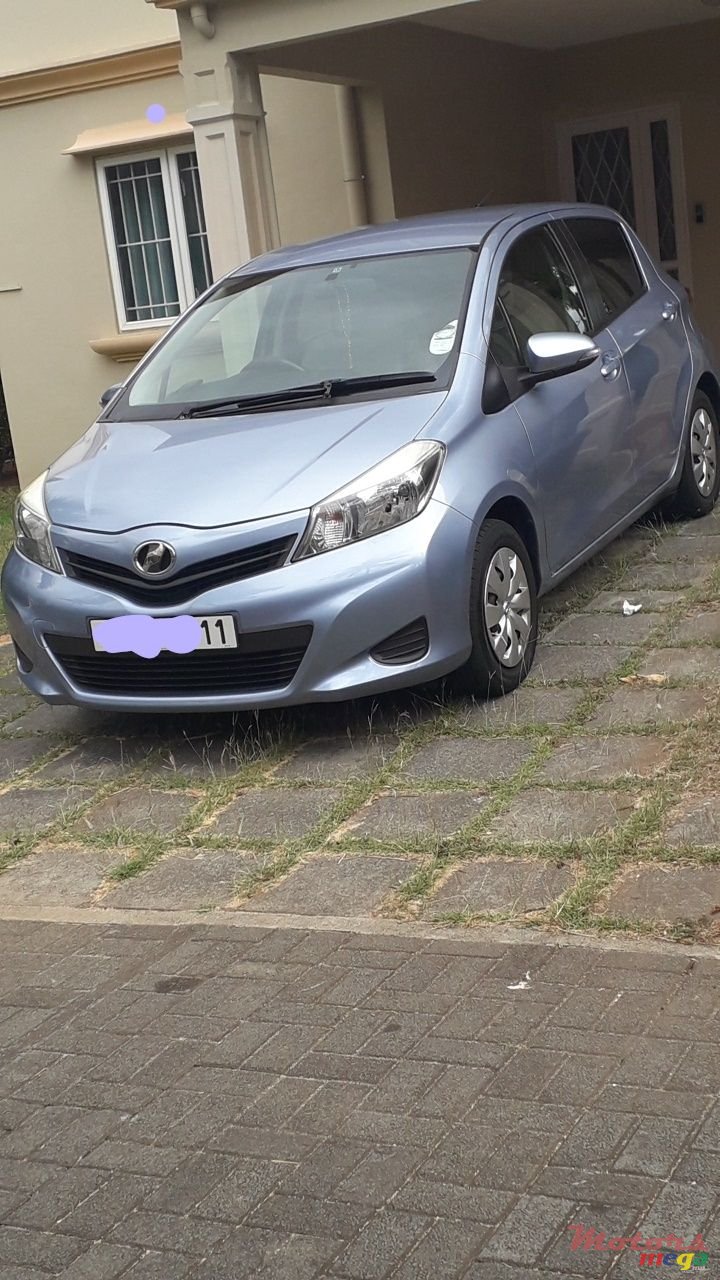 2011' Toyota Vitz photo #1