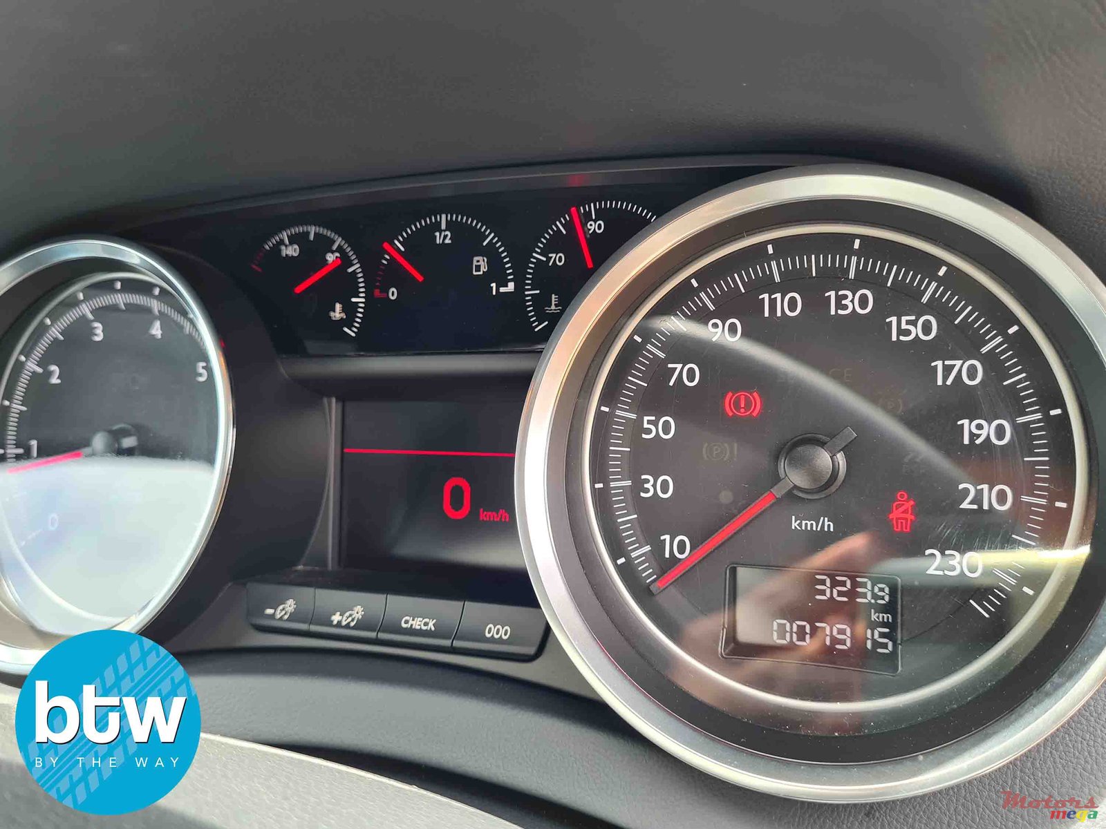 2015' Peugeot 508 photo #7