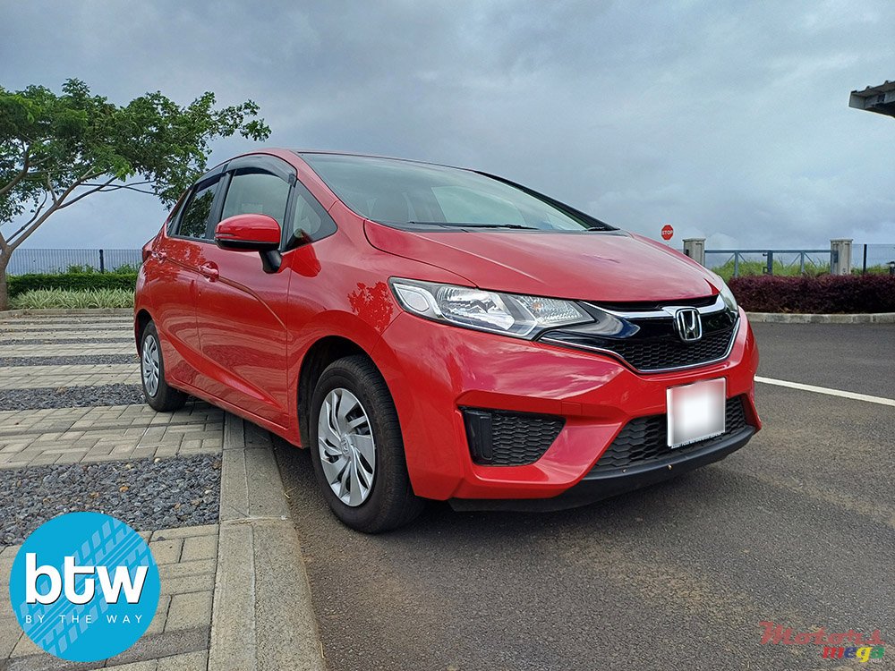 2017' Honda Fit photo #1