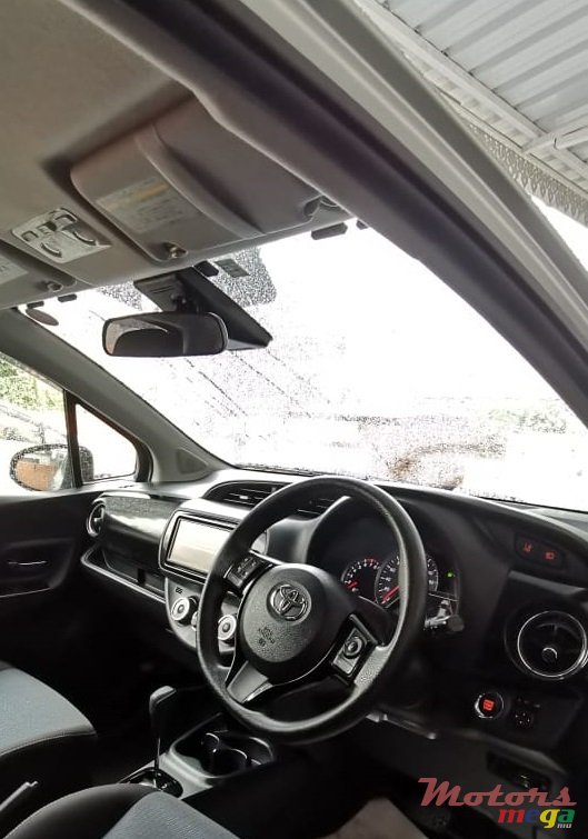 2018' Toyota Vitz photo #2