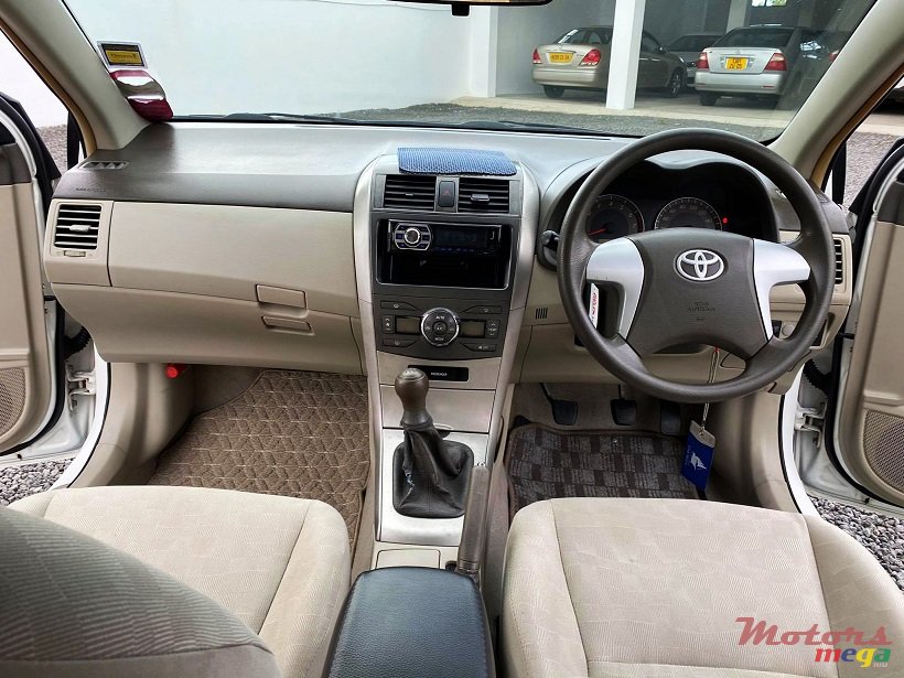 2009' Toyota Corolla Axio Manual 1.5L JAPAN photo #3