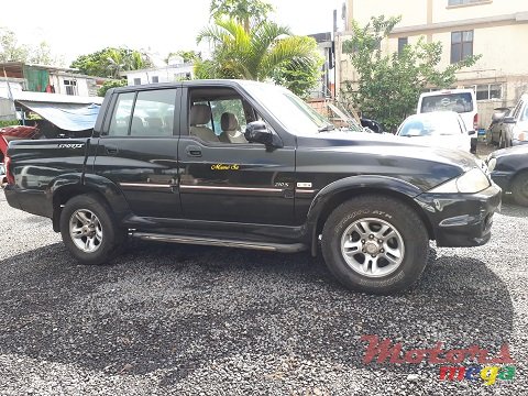 2009' SsangYong Musso photo #4