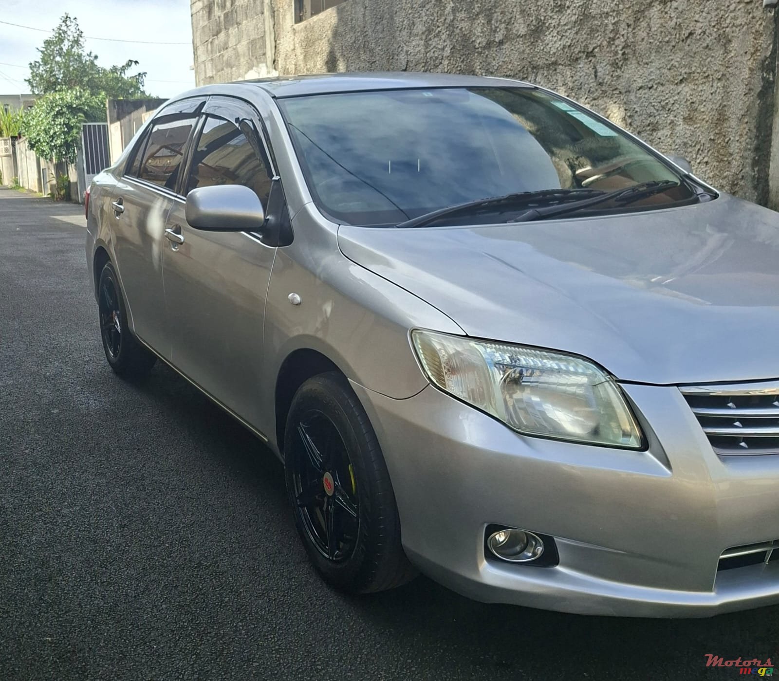 2011' Toyota Axio photo #5