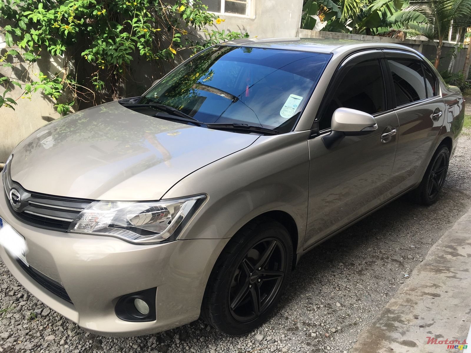 2012' Toyota Axio photo #2