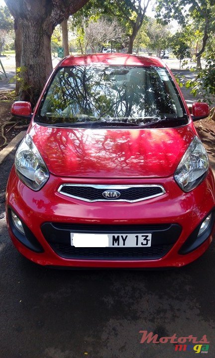 2013' Kia Picanto photo #1