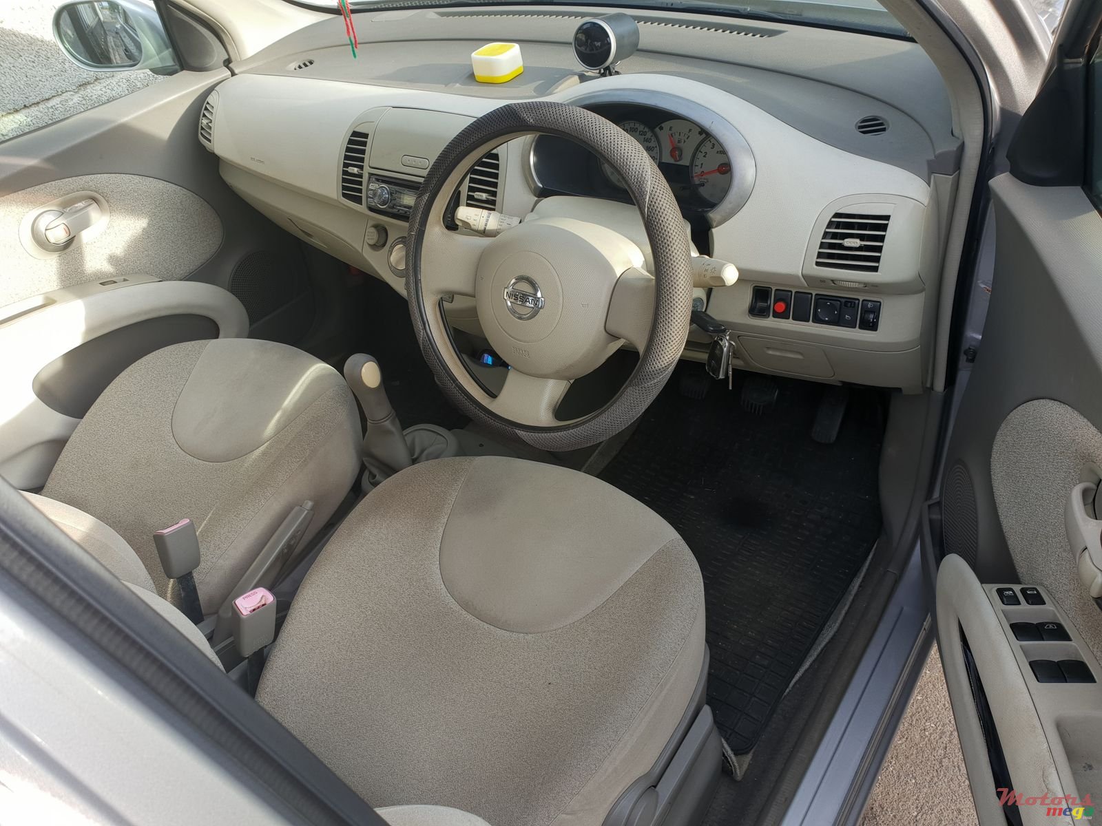 2006' Nissan March AK12 photo #5