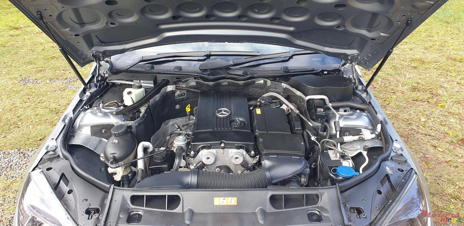 2011' Mercedes-Benz C-Class AMG photo #5