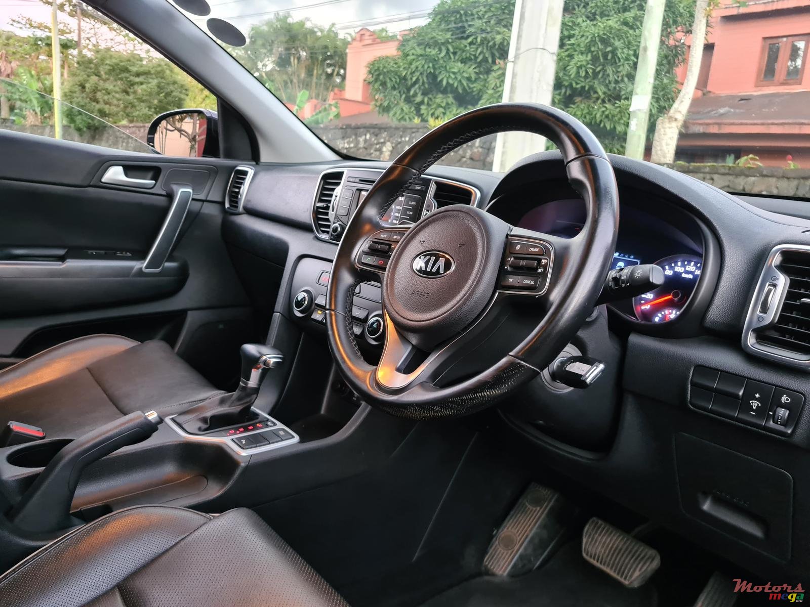 2016' Kia Sportage Automatic photo #5