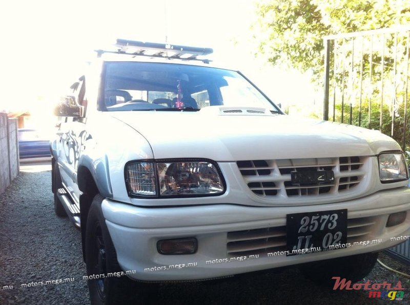 2002' Isuzu KB Series KB300 photo #4