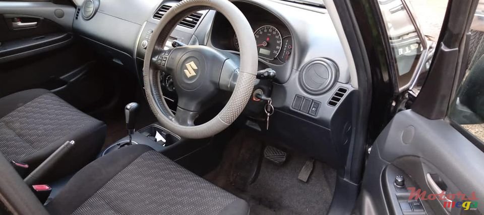 2007' Suzuki SX4 AUTOMATIC [JAPAN] photo #3