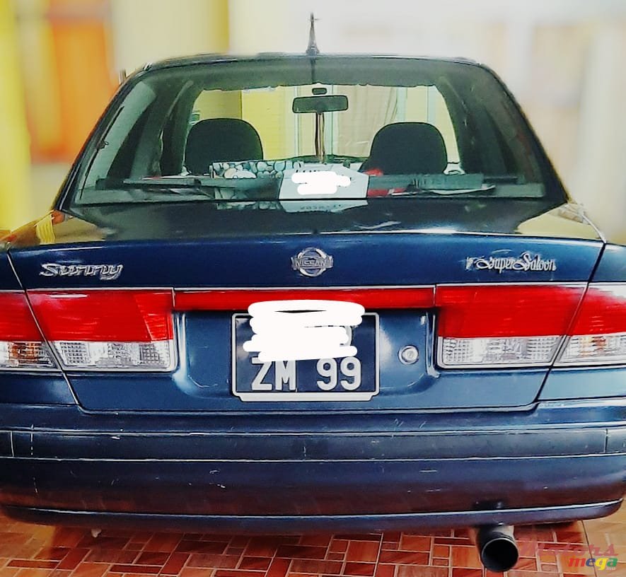 1999' Nissan Sunny SUPERSALOON photo #2