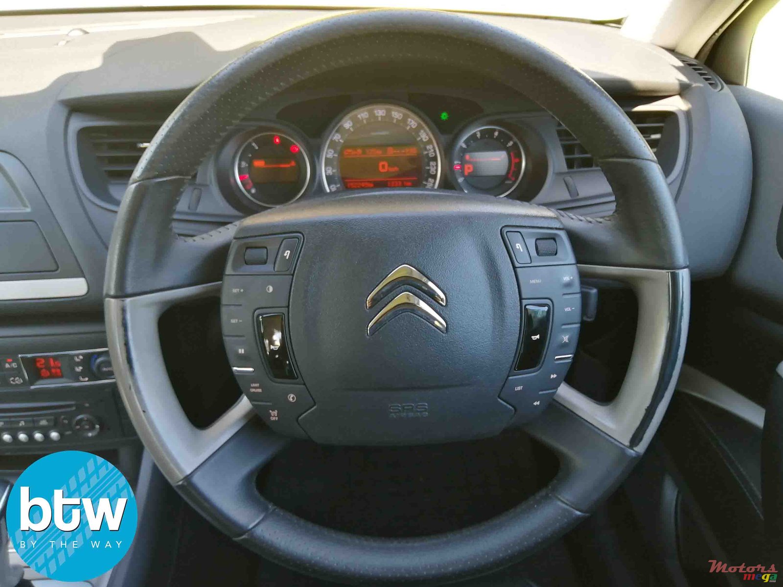 2014' Citroen C5 Automatic photo #6