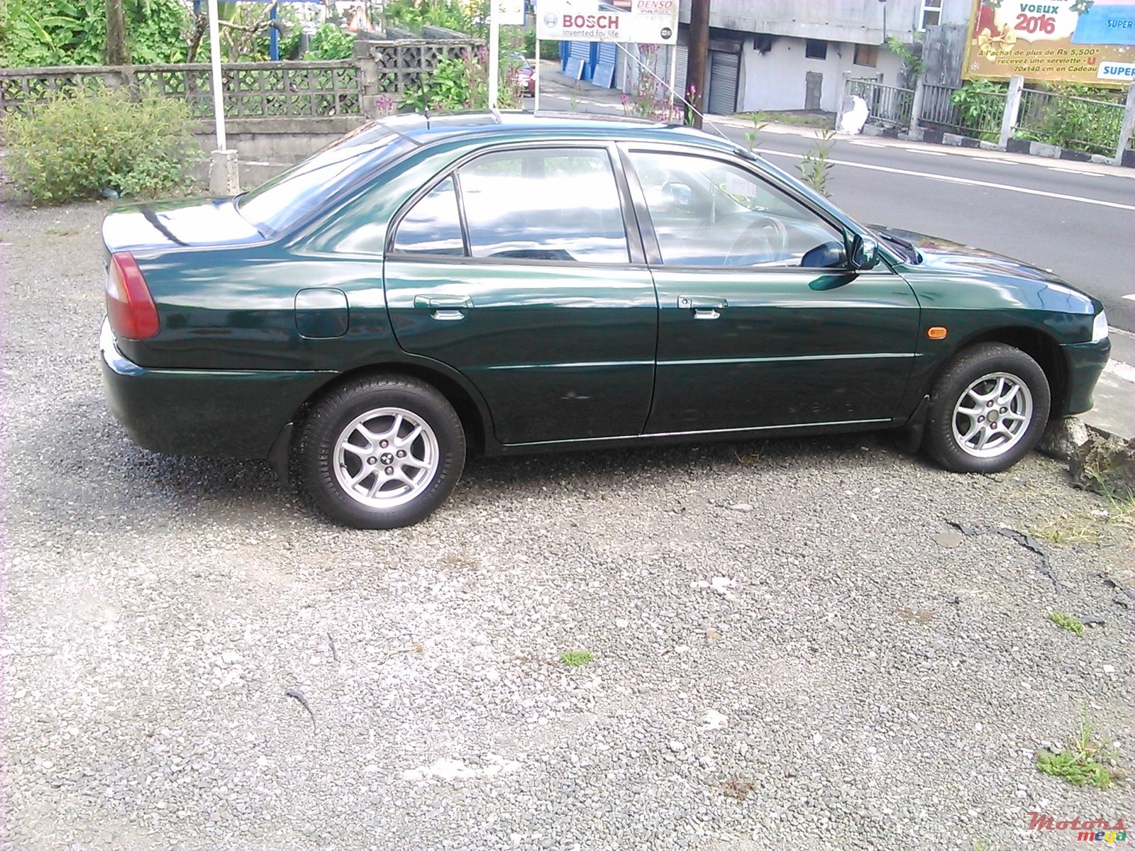 1998' Mitsubishi Lancer glx photo #1