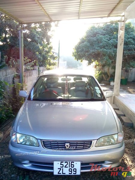 1999' Toyota photo #1