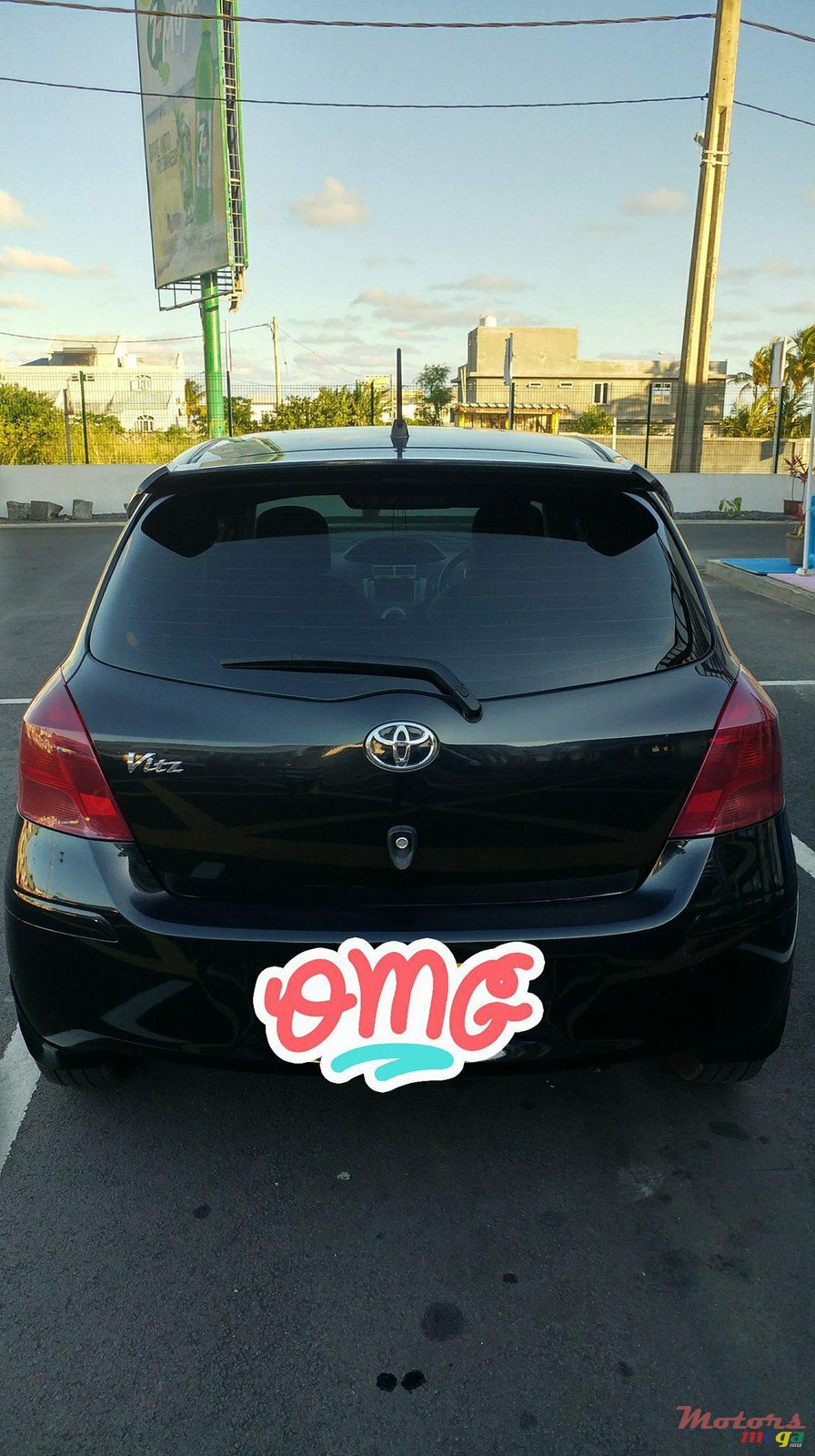 2009' Toyota Vitz photo #4