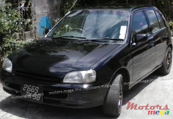 1998' Toyota Carat photo #1