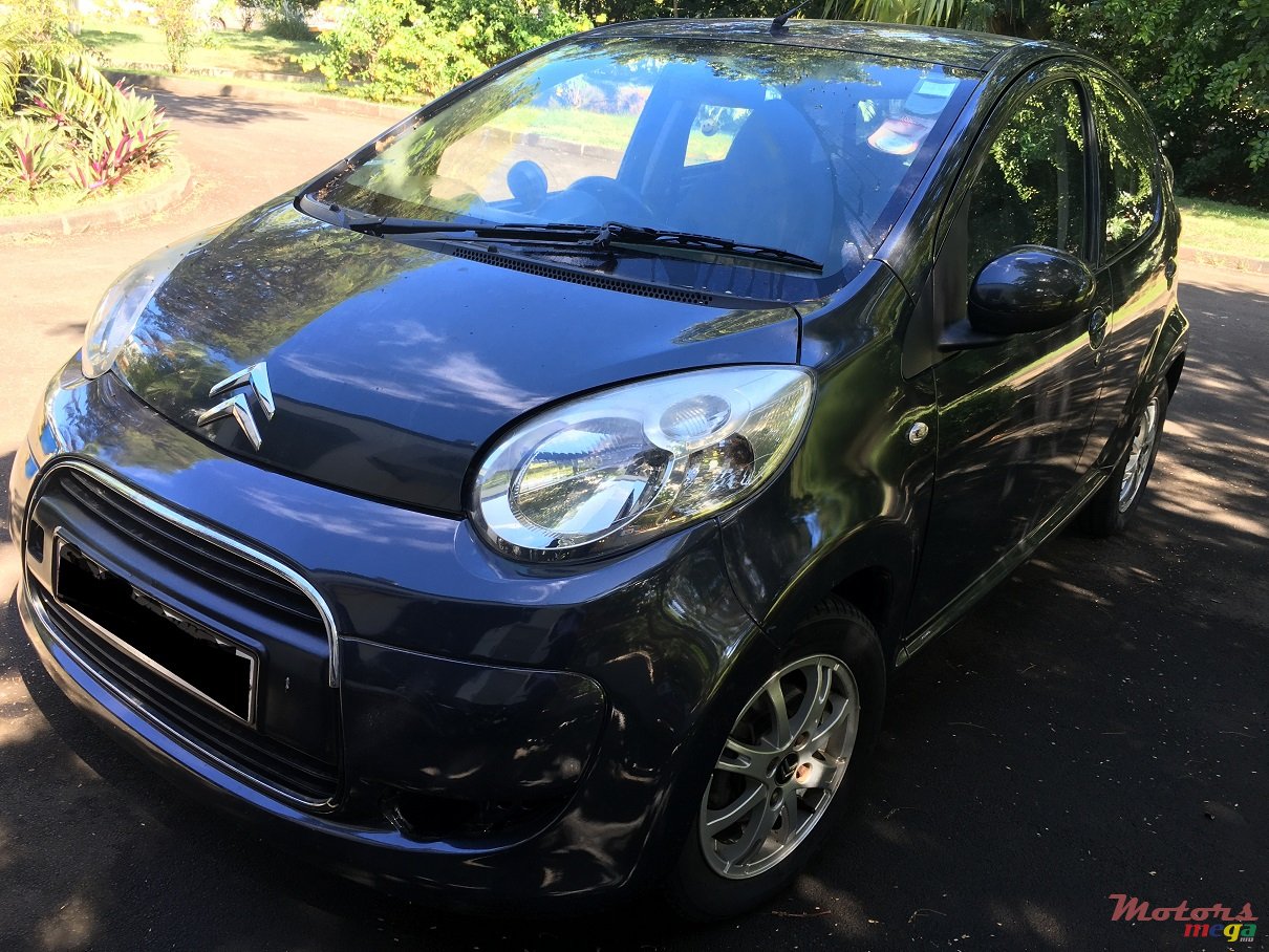 2012' Citroen C1 photo #1