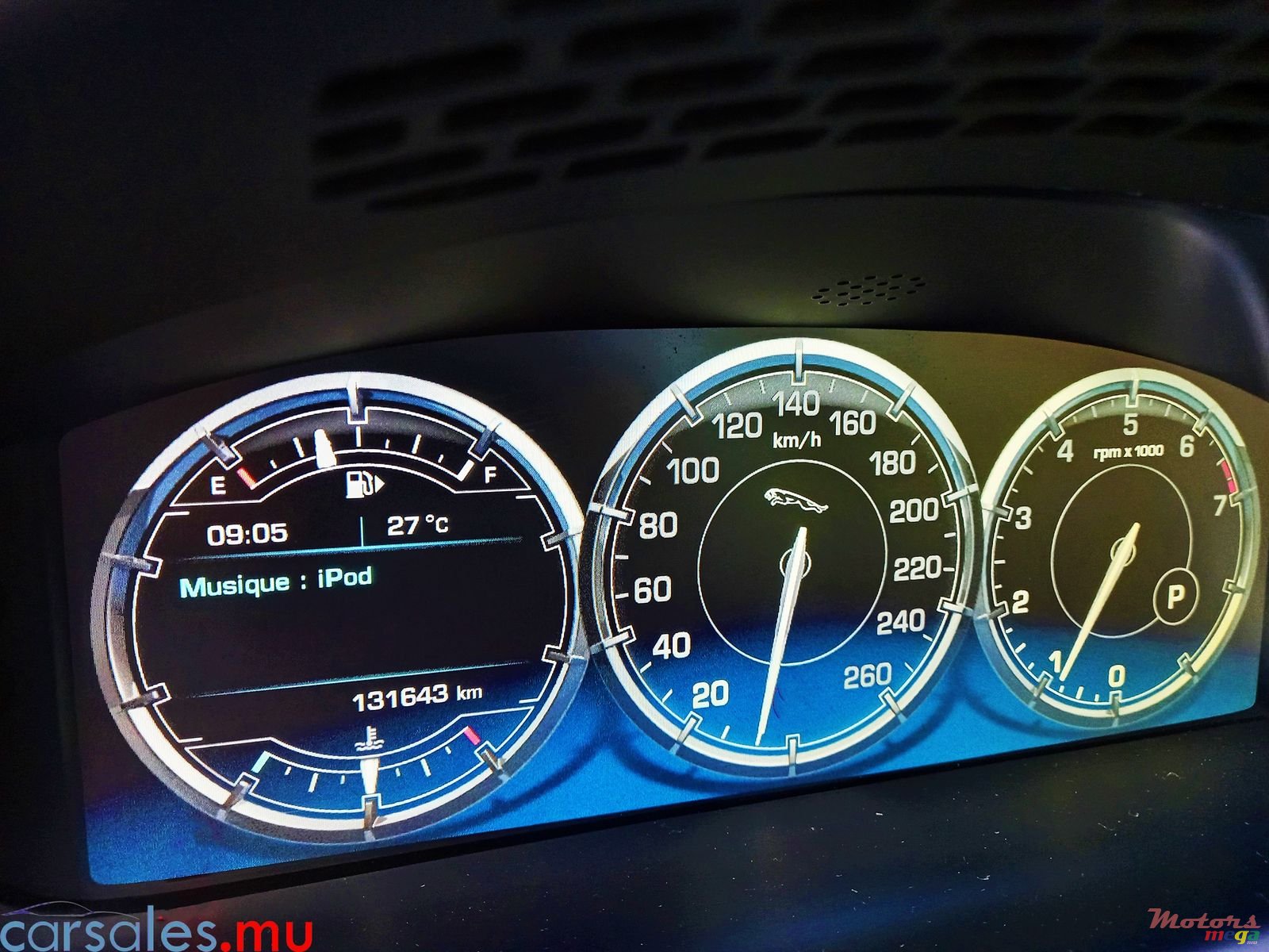 2015' Jaguar XJL photo #7