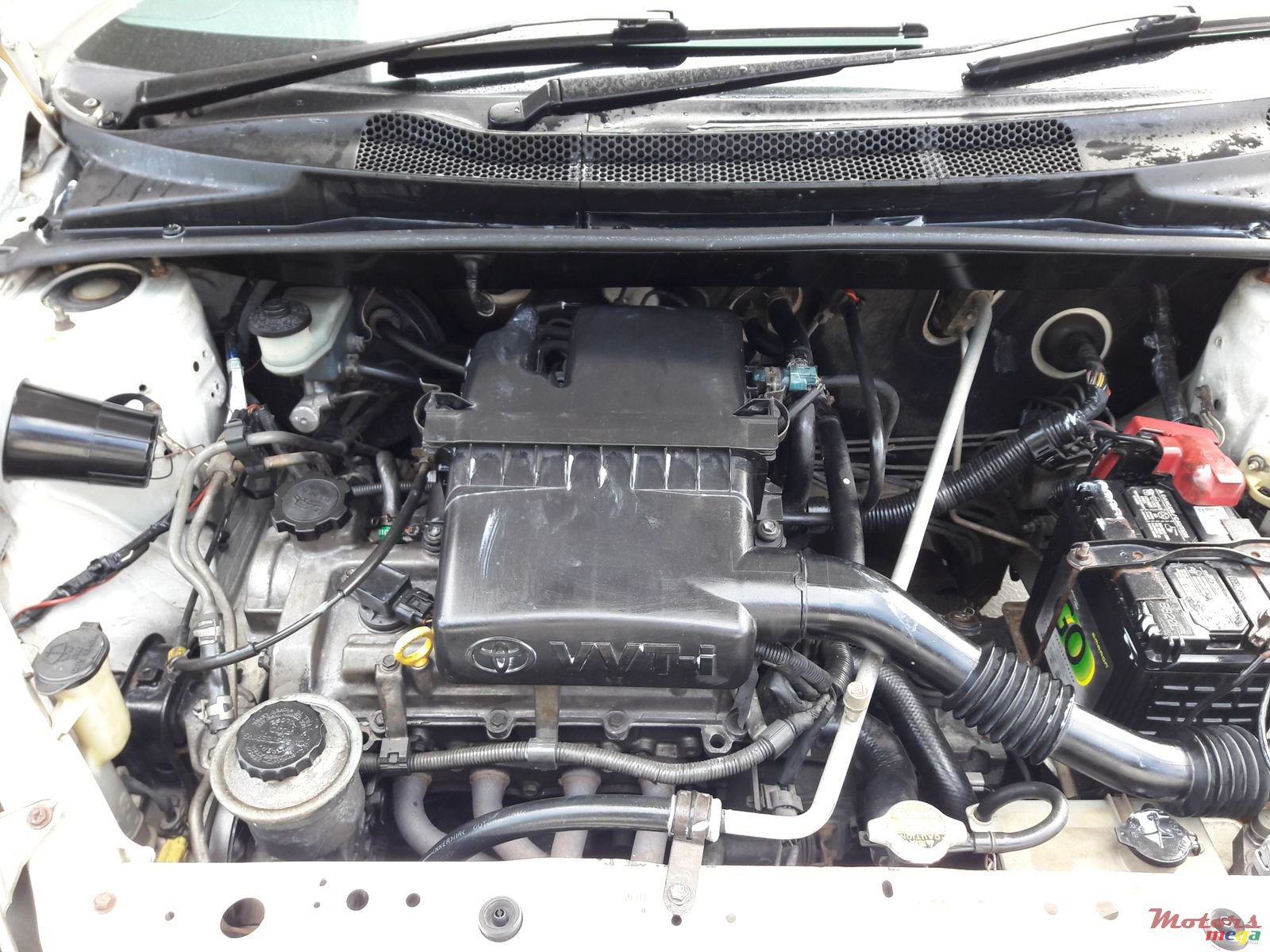 1999' Toyota Vitz photo #6