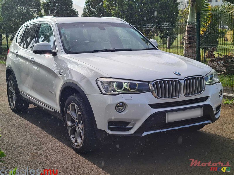 2015' BMW X3 XLine SDrive 20i photo #2