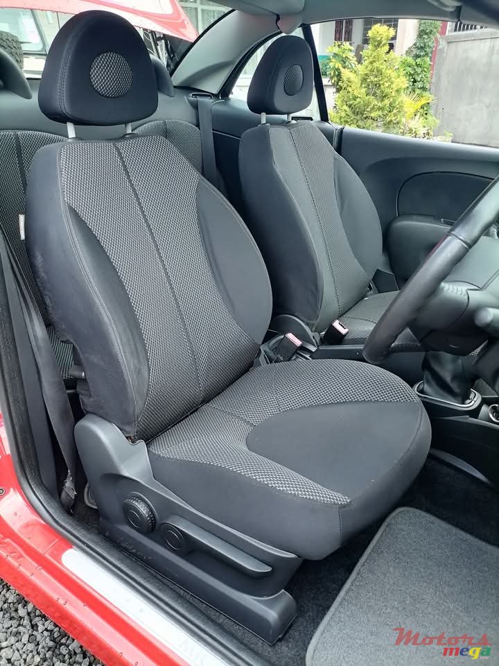 2008' Nissan Micra Convertible photo #2