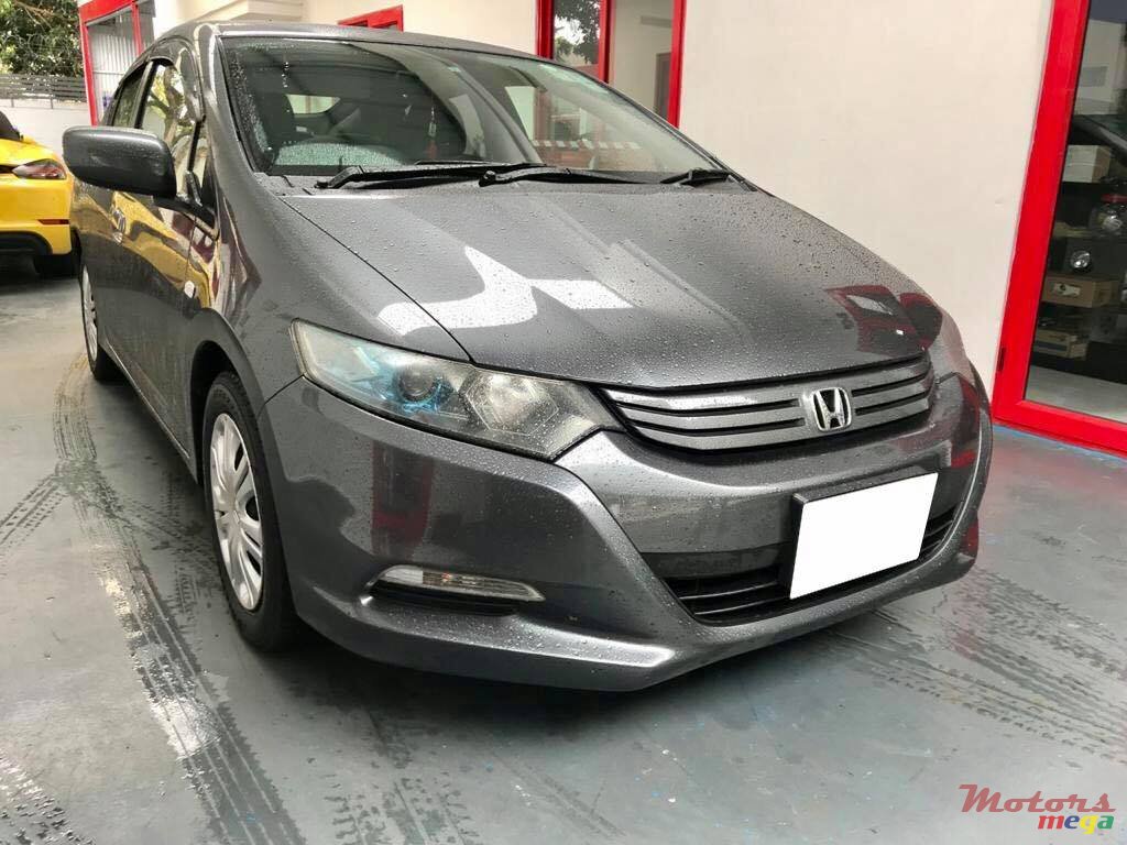 2011' Honda Insight photo #2