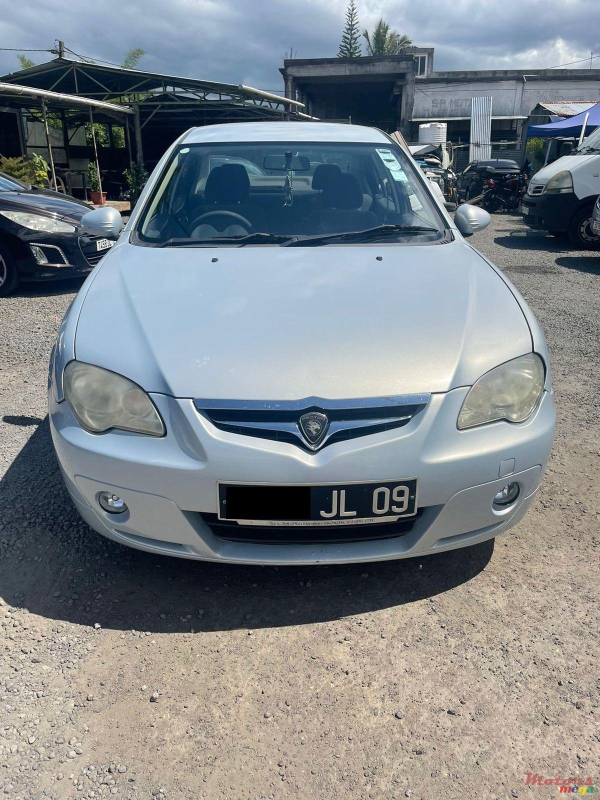 2009' Proton Persona photo #5