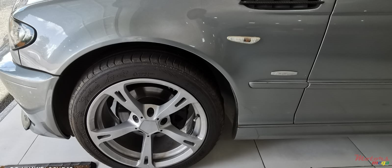 2004' BMW 318 i photo #4