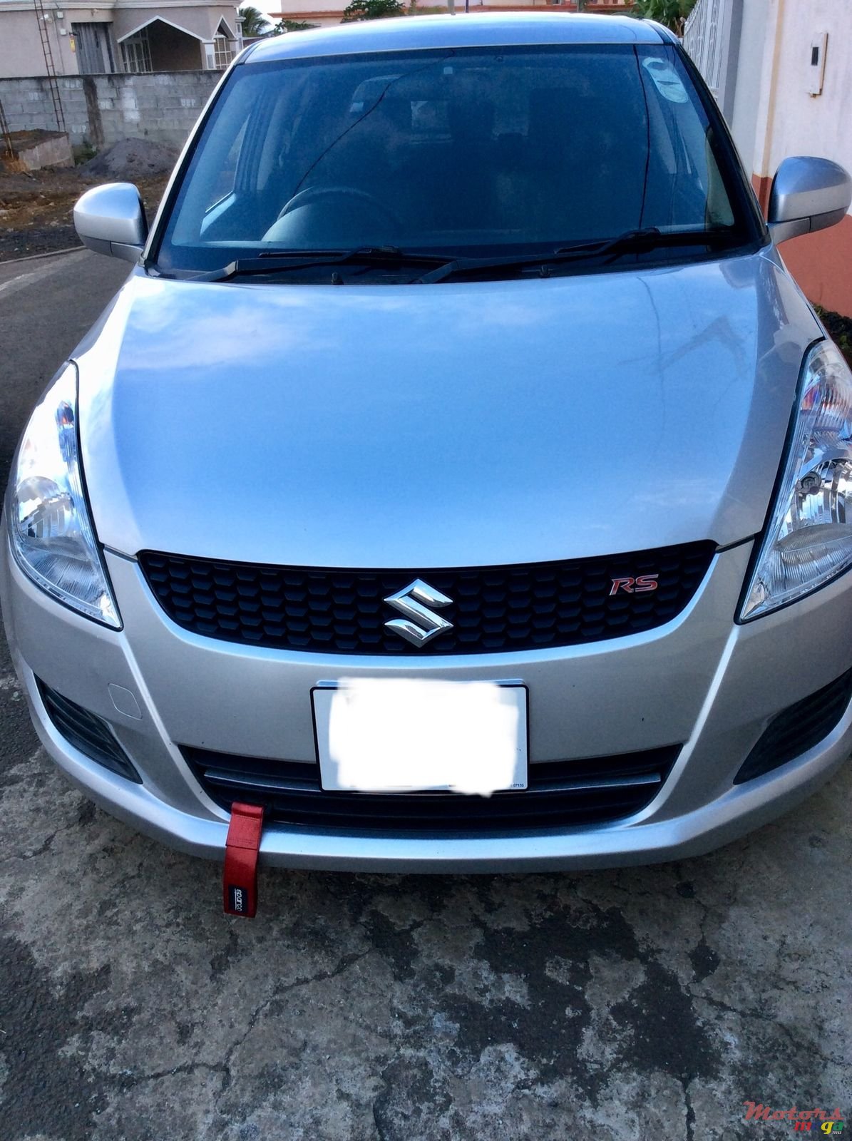 2013' Suzuki Swift photo #2