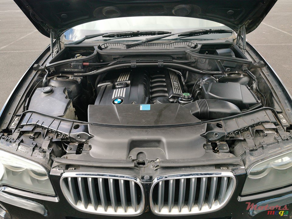 2007' BMW X3 2.5 si photo #7