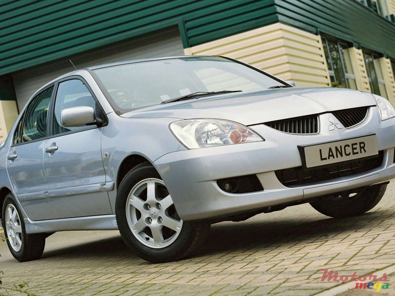 2007' Mitsubishi Lancer GLX photo #1