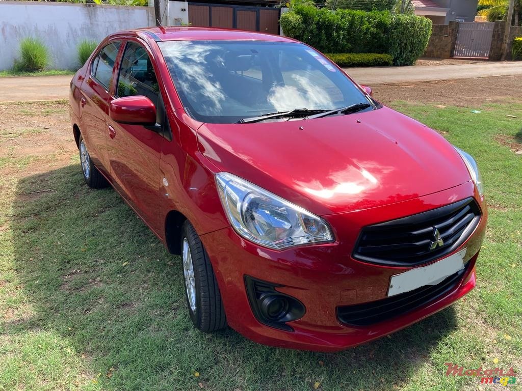 2015' Mitsubishi Attrage photo #2