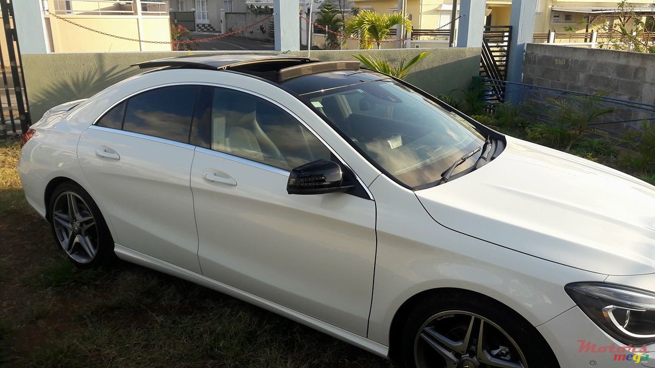 2013' Mercedes-Benz CLA 180 photo #4