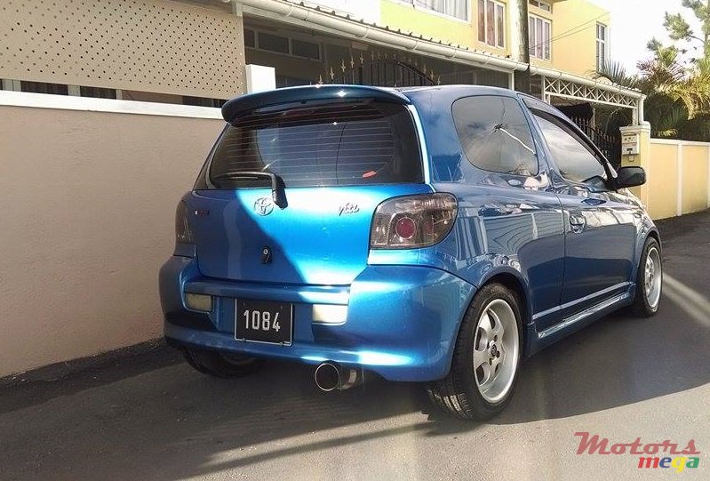 2001' Toyota Vitz RS Turbo photo #2